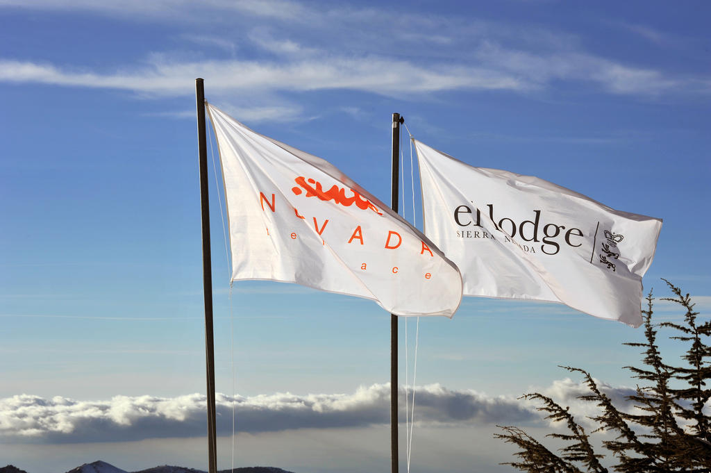 El Lodge, Ski & Spa Sierra Nevada Eksteriør bilde