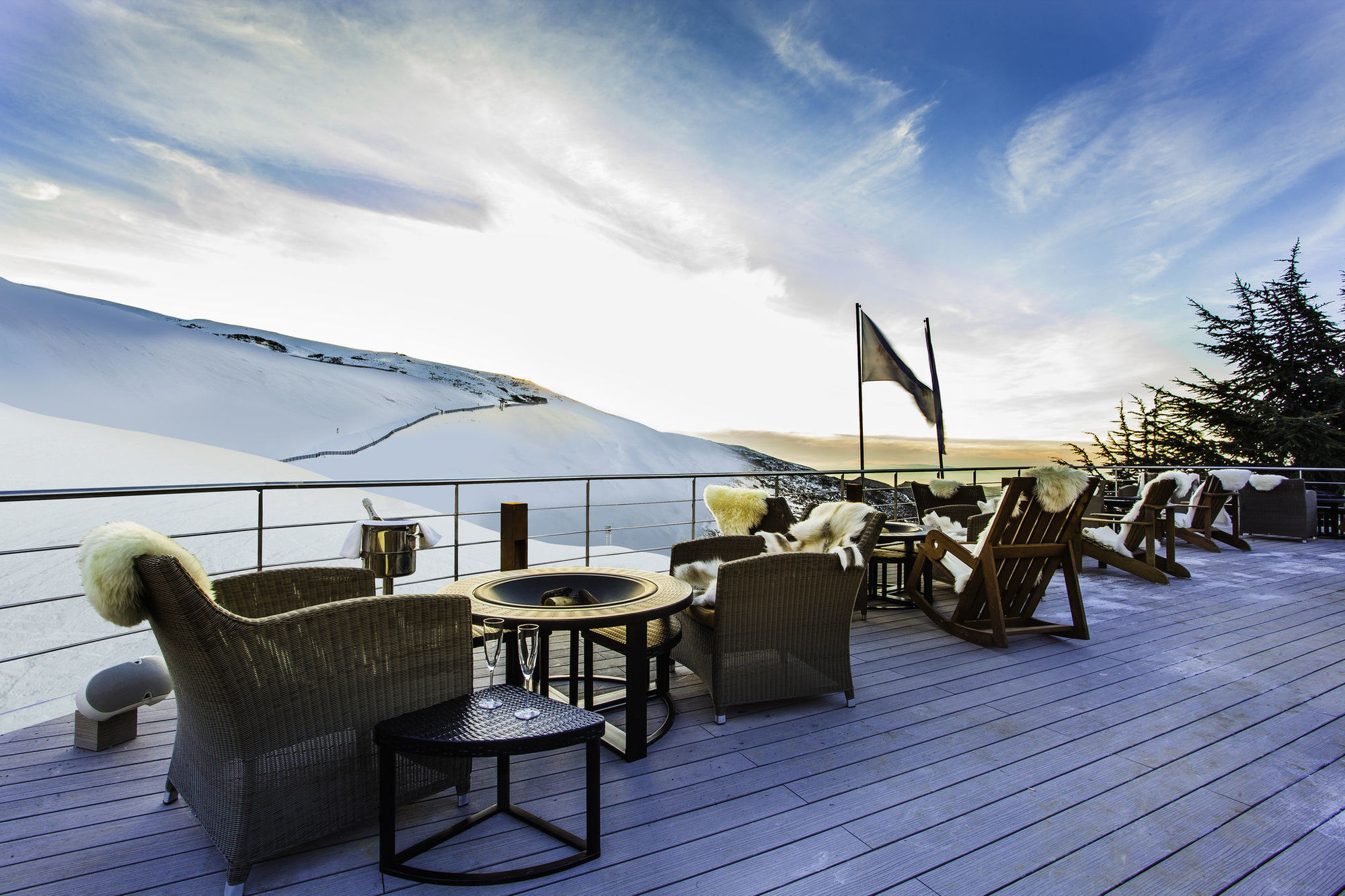 El Lodge, Ski & Spa Sierra Nevada Restaurant bilde